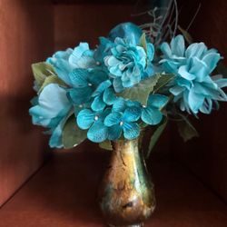 Cute Vase With Faux Flower