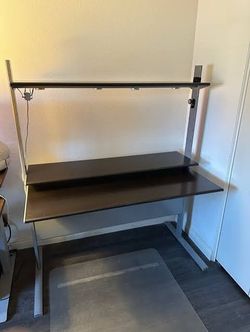 Discontinued IKEA Fredrik desk