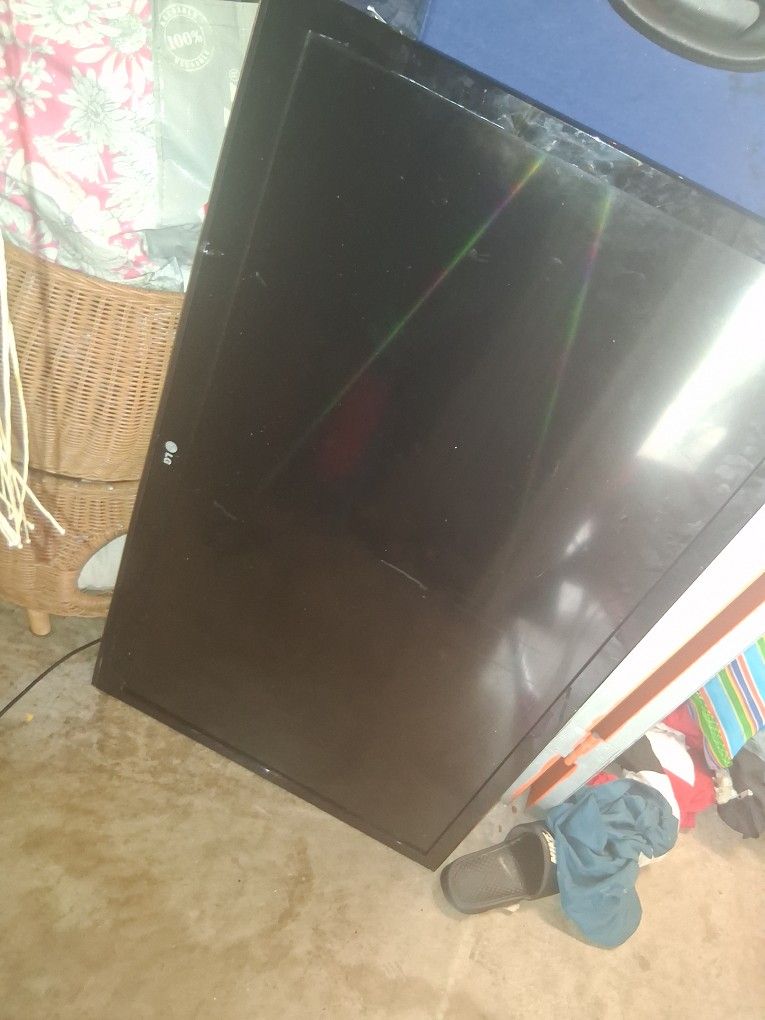 LG SMART TV 60 In