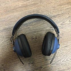 Panasonic Bluetooth Noise Canceling Headphones