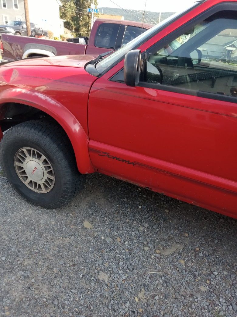1999 GMC Sonoma