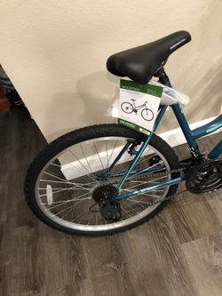 Brand New Roadmaster Granite Peak Women s Mountain Bike 26 Teal for Sale in Jacksonville FL OfferUp