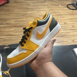 JORDAN 1 LOW TAXI 