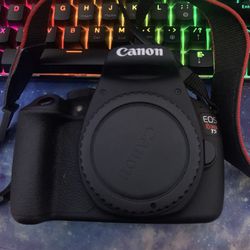 Canon EOS Rebel T7 EF-S 18-55mm