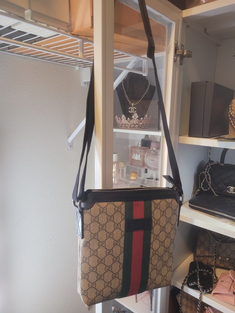 Gucci Cross Bag