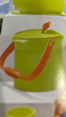 Cubeta de 5 Litros Nueva de Tupperwere