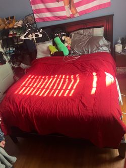 Full bed and mattress