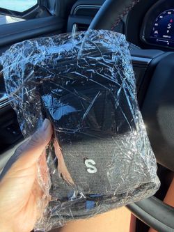 Volleyball knee pad size small brand new
