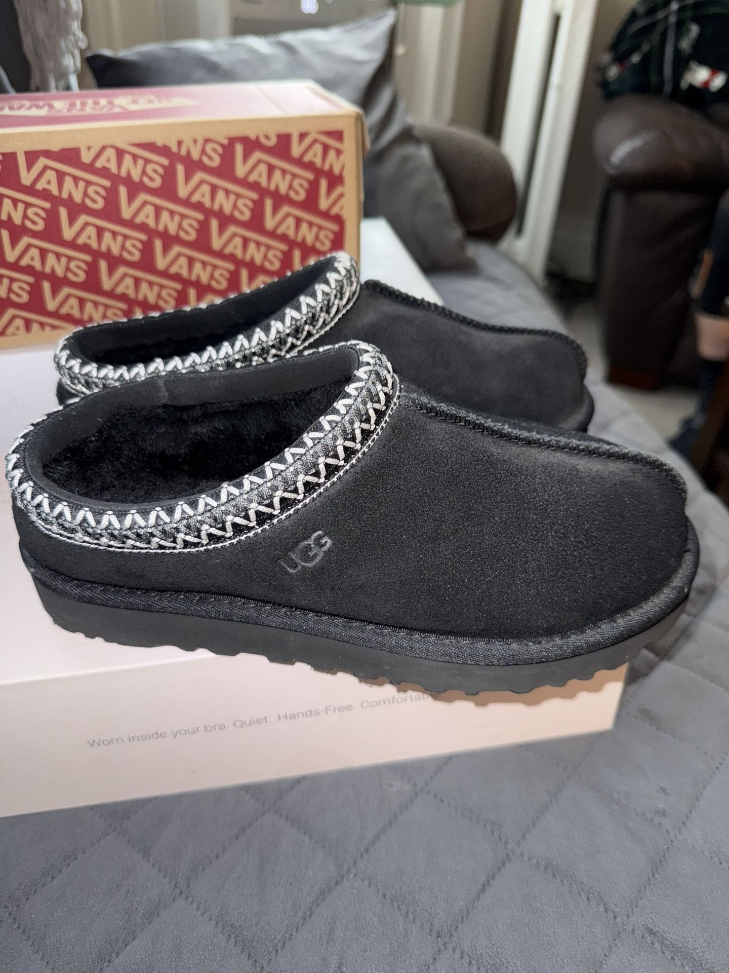UGG TASMAN II , BLACK, SIZE 7