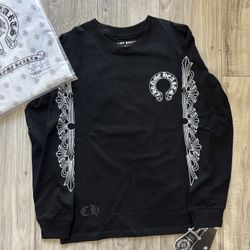 chrome heart size M