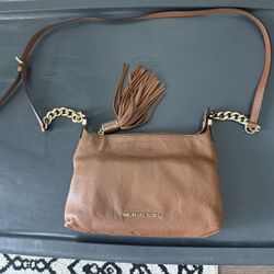 Michael Kors Brown Leather Crossbody Bag – Gold Chain Strap