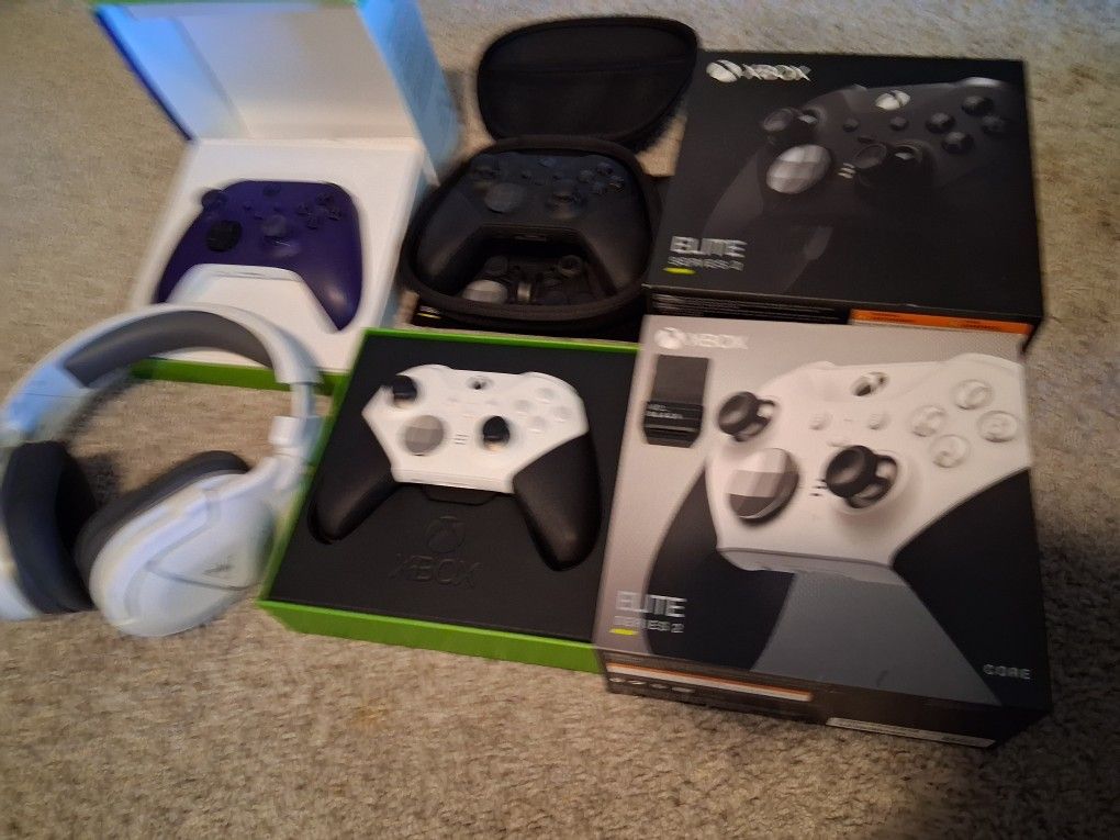 Xbox Elite Series 2's × 1tb Expansion × 1 Cordless Headset ×1 Next Gen Wireless Controller