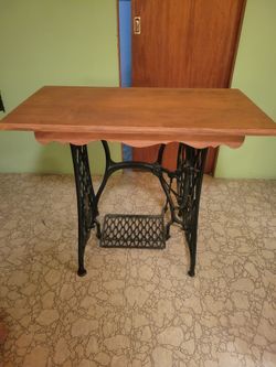 Vintage Cast Iron Sewing Machine Table Base