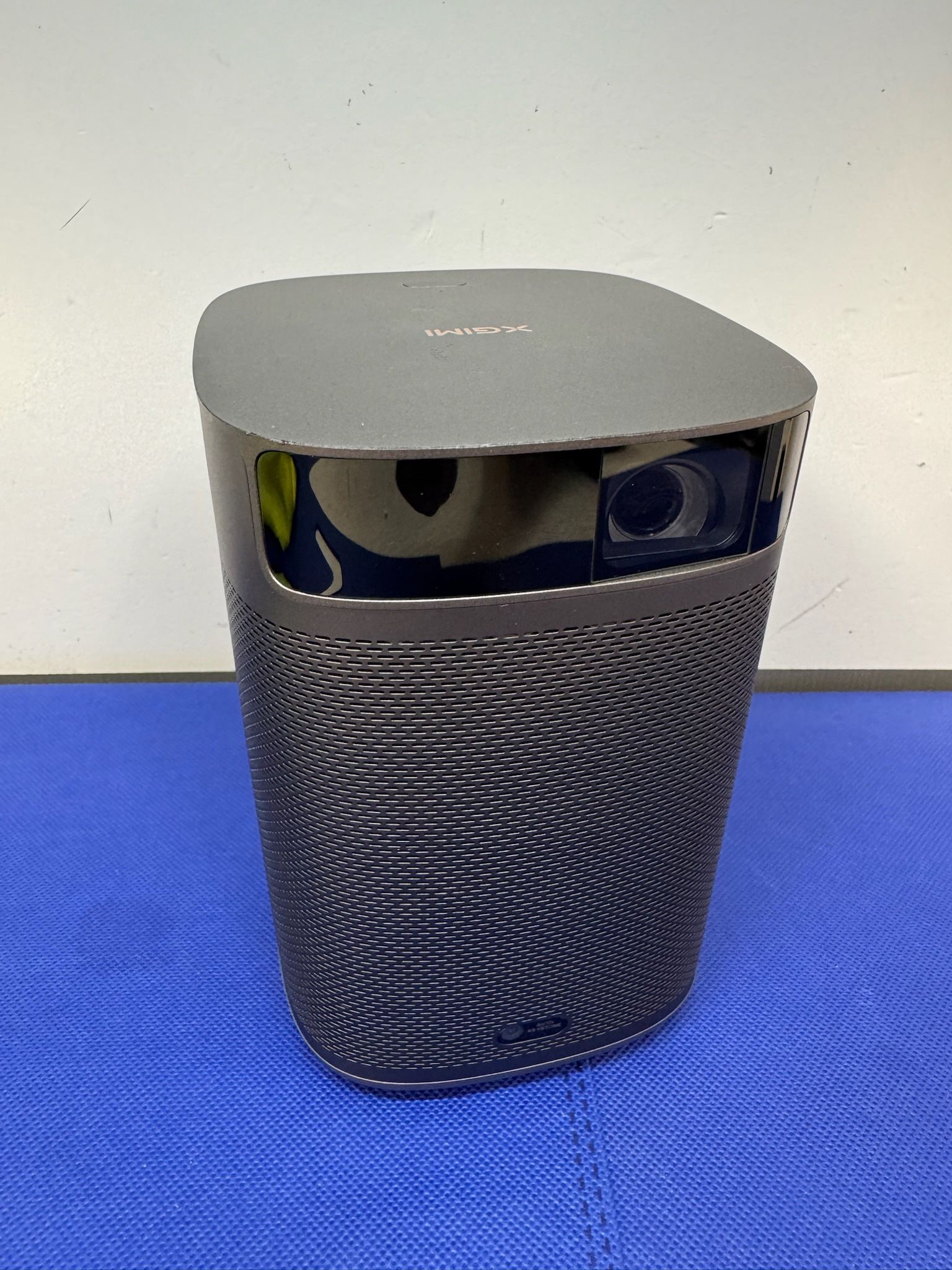 XGIMI MoGo 2 Plus Full HD 1080P 400 ISO Lumes Portable Projector XK04T