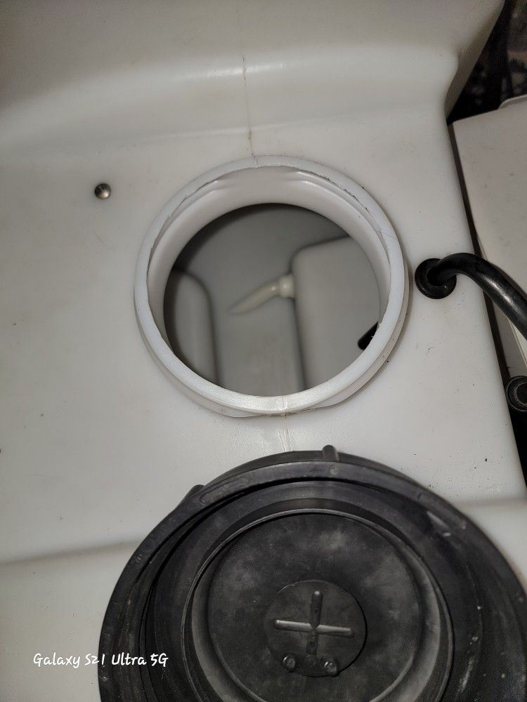 Fifty gallon water tank Potable water only.!