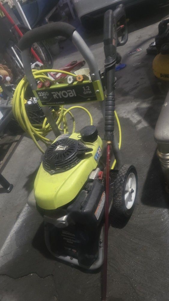 Preshure Washer Rioby De Gadolina 2300 Psi