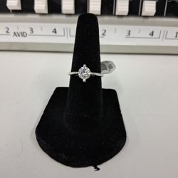 10k white Gold Diamond Wedding Ring