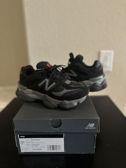 Kids New Balance 9060 size 12