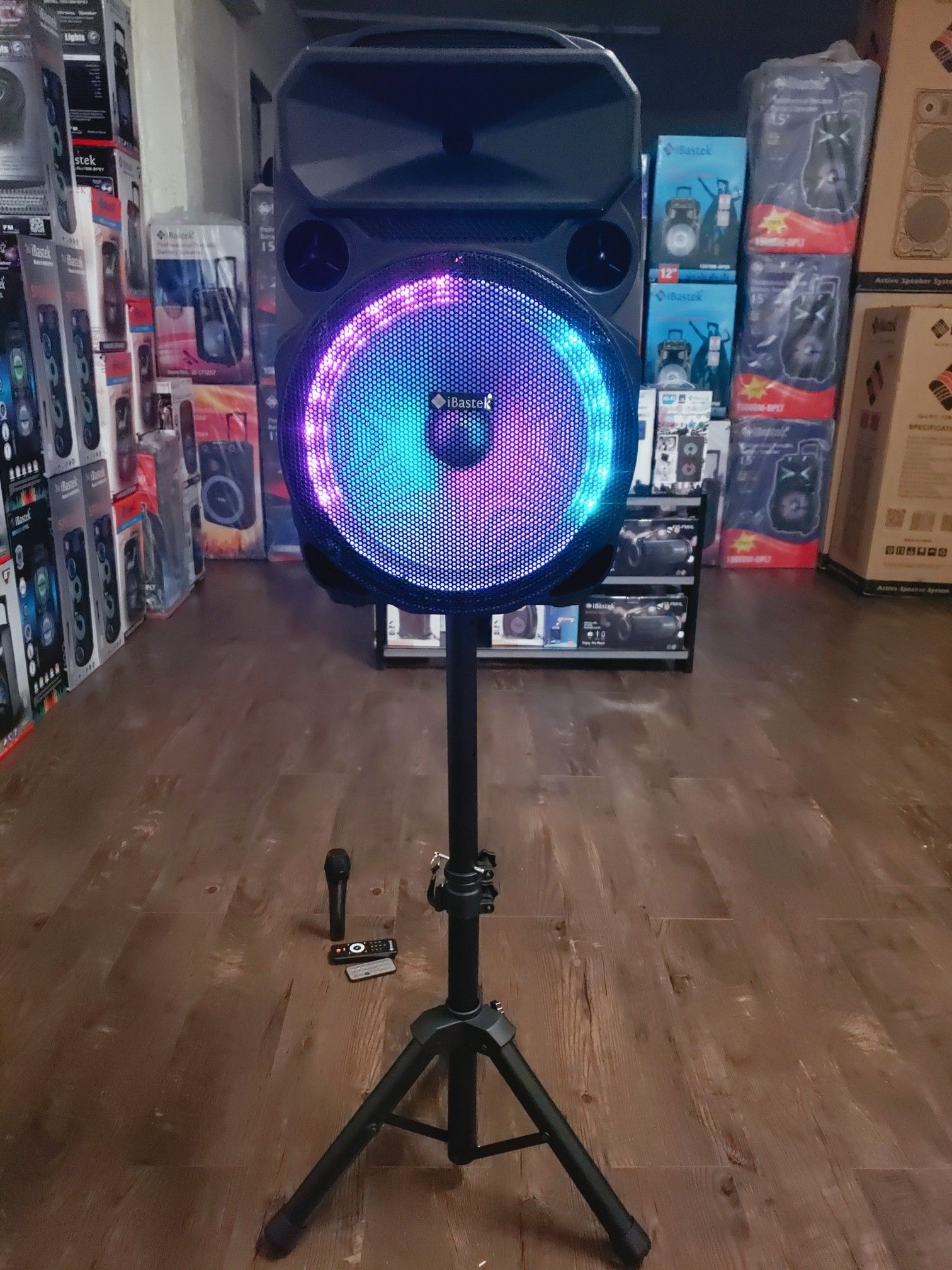 Bocina Nueva WITH STAND Bluetooth Karaoke Speaker 12" LED Lights / USB / MICRO SD CARD / FM RADIO 📻 . 📦 Rechargeable 🔋 +++