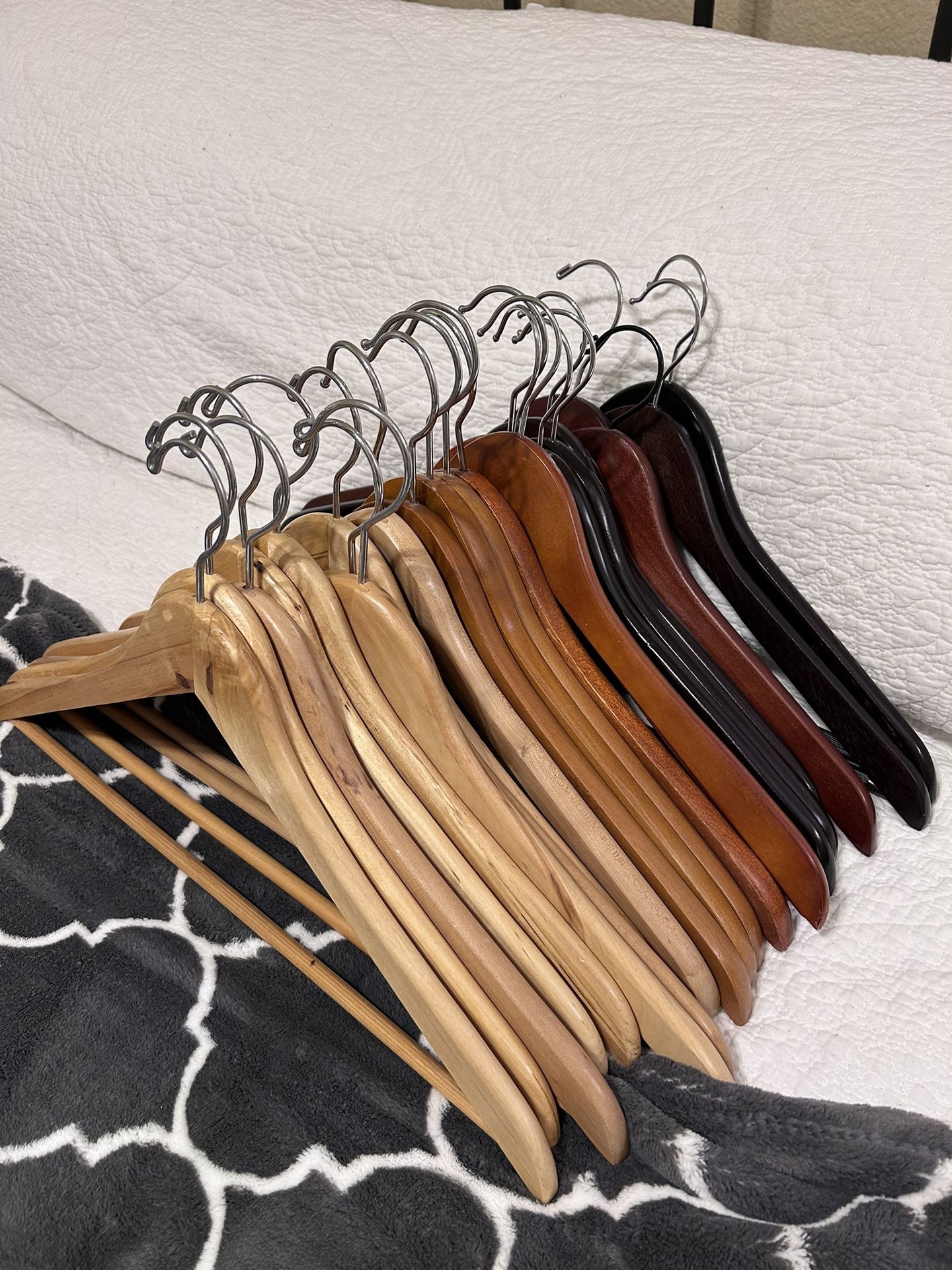 Wooden Hangers for Sale in Las Vegas, NV OfferUp