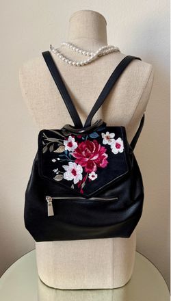 WHBM cute backpack 🎒