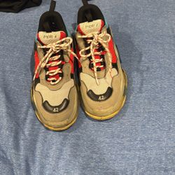 Triple S Balenciaga Shoes 