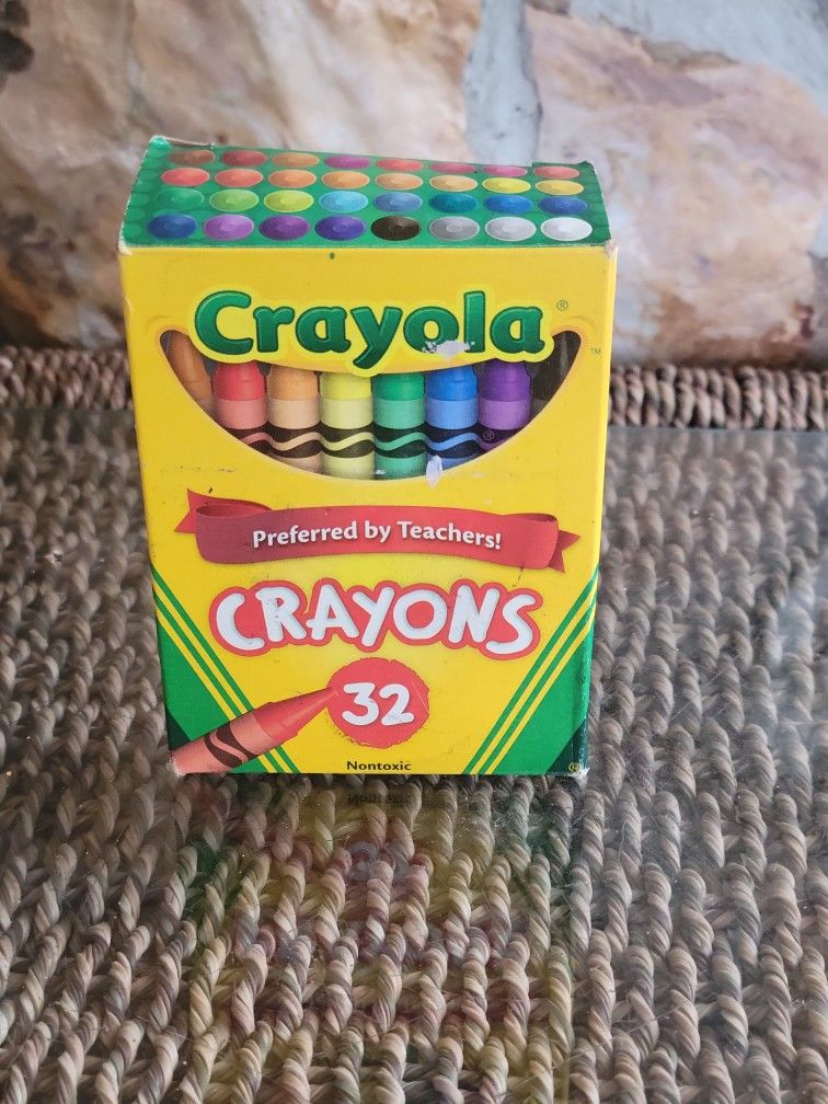 Crayola Crayons - 2 Sizes