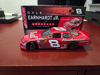 Nascar : 2006 Dale Earnhardt Jr. #8 Budweiser 1:24 Diecast (Like New)