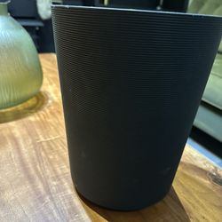 Black Ribbed Planter