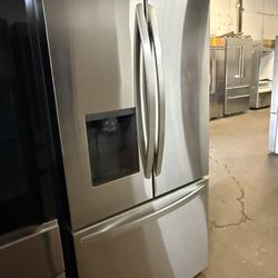 ❄️ NEW LG - Counter-Depth MAX 25.5 Cu. Ft. French Door Smart Refrigerator with Dual Ice