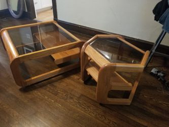 Two MID-CENTURY MODERN LOU HODGES OAK COFFEE AND END TABLE 