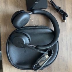 Jabra Evolve2 65 Flex With Charging Stand