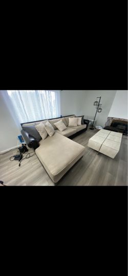 Sectional Sofa with Chaise Lounge