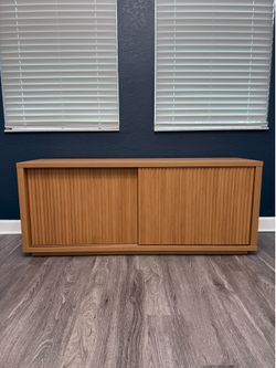 Beautiful by Drew Barrymore Fluted TV Stand / Media Console – Like New
