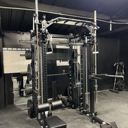 SMITH MACHINE/ HALF RACK/ ADJUSTABLE PULLEY SYSTEM/ FUNCTIONAL TRAINER/ VESTA FITNESS/ FREE DELIVERY 🚚
