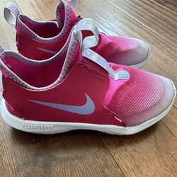 Nike little girls shoes