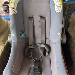 Nina Pipa Carseat