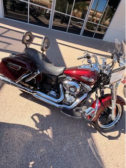 2015 Dyna switchback (low miles)