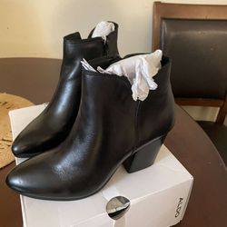 Brand New Never Been Used Size 8 Real Leather Aldo Boots