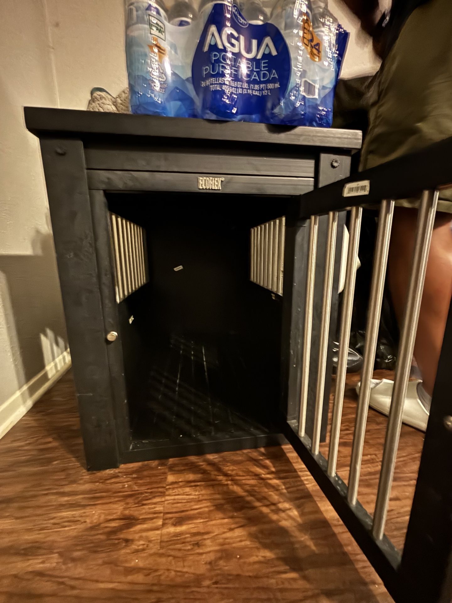 Small Decorative Kennel “USED”