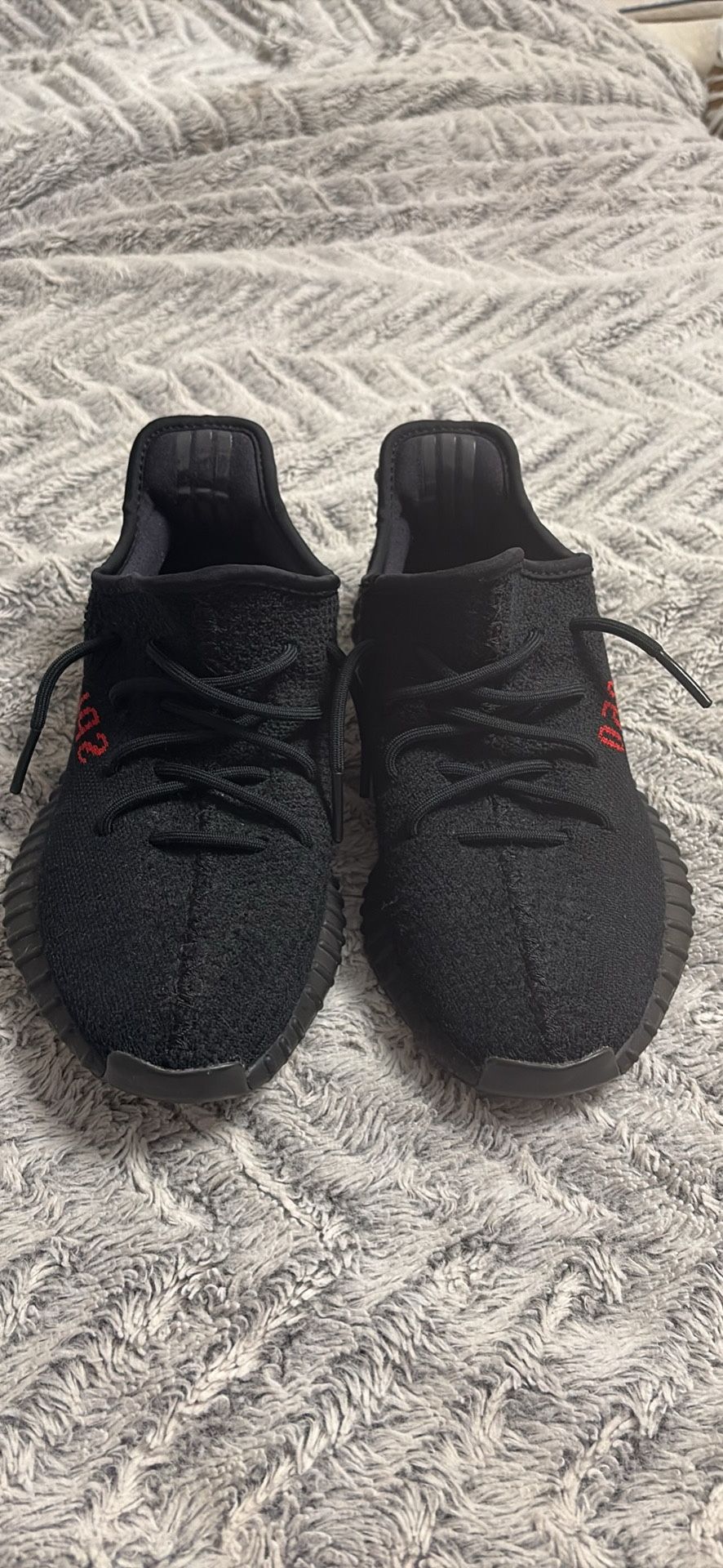 Yeezy 350 V2 Bred