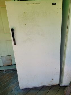 Stand up freezer