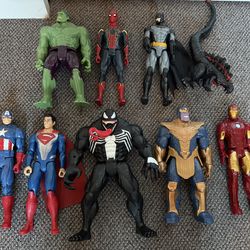 9 Superhero action figures