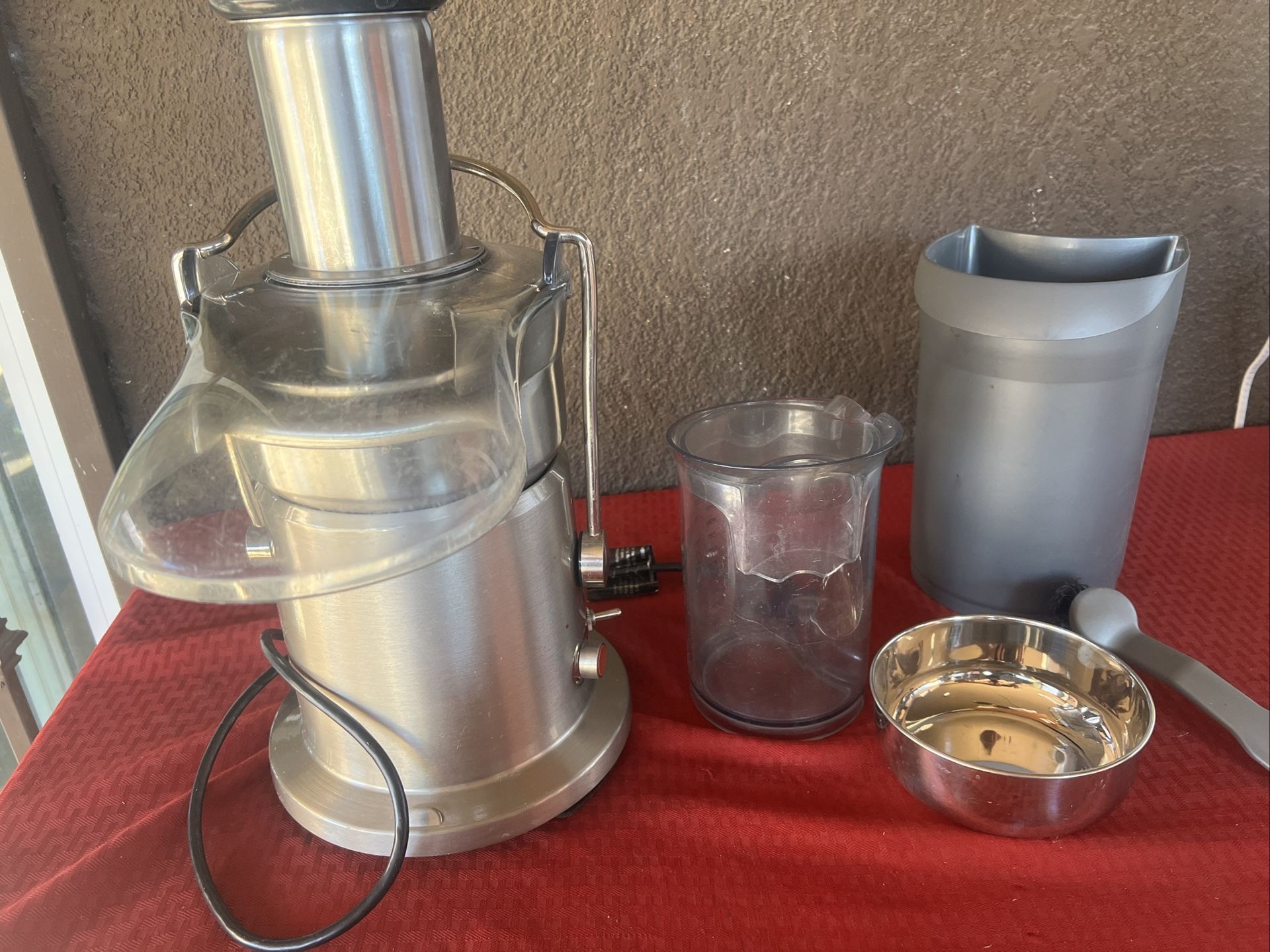 Breville Juice Fountain Elite 800JEXL 1000W