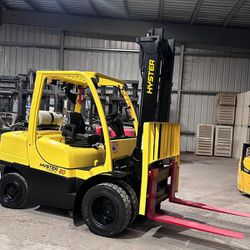 2014 Hyster 8000 lbs capacity forklift
