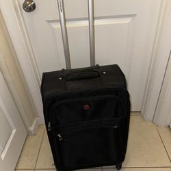 Swiss Gear 25” Medium Luggage