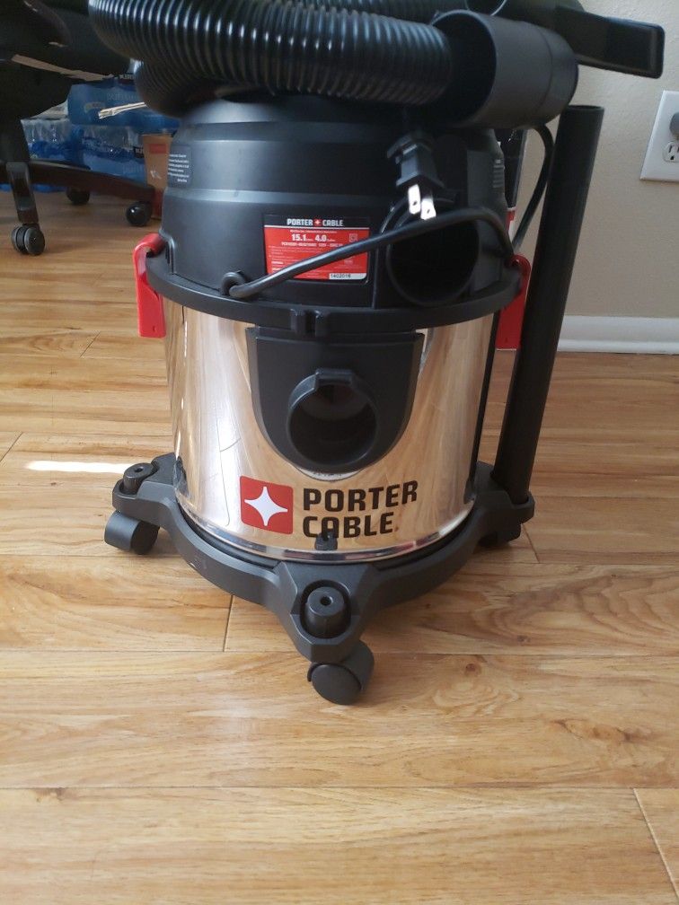 Porter-Cable 5 Gallon Wet Dry Vacuum