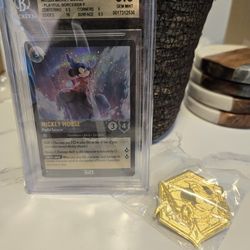 2024 DISNEY LORCANA D23 EXPO PROMO MICKEY MOUSE PLAYFUL SORCERER BGS 9.5