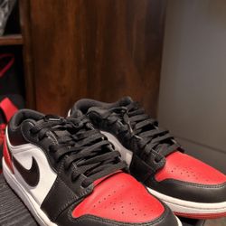 Jordan 1 Low Bred Toe Size 10 – Clean