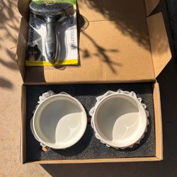 New Bowls And Grooming Brush 